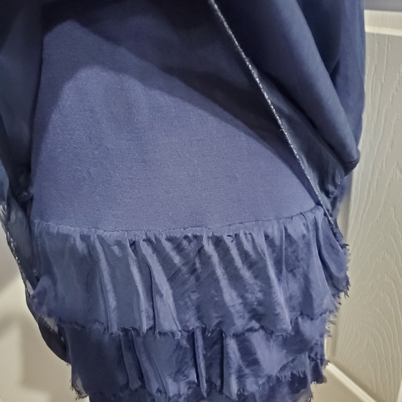 Navy Blue Silk Scoop Neck Tiered Ruffle Lightweight Blouse Women's Size L - Picture 8 of 10